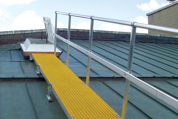 picture of the Bilco aluminium step over ladder